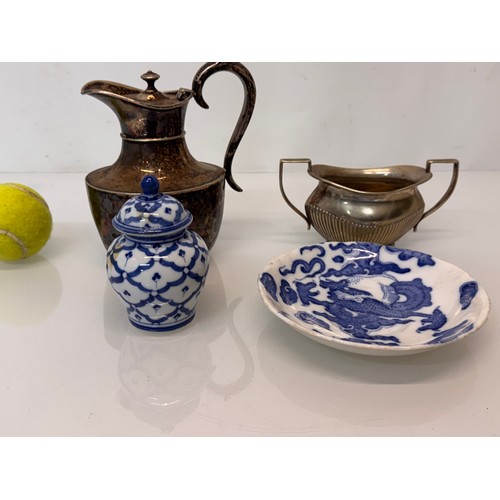 78 - Mixed lot of blue and white oriental table wares and plated items.

This lot is available for in-hou... 