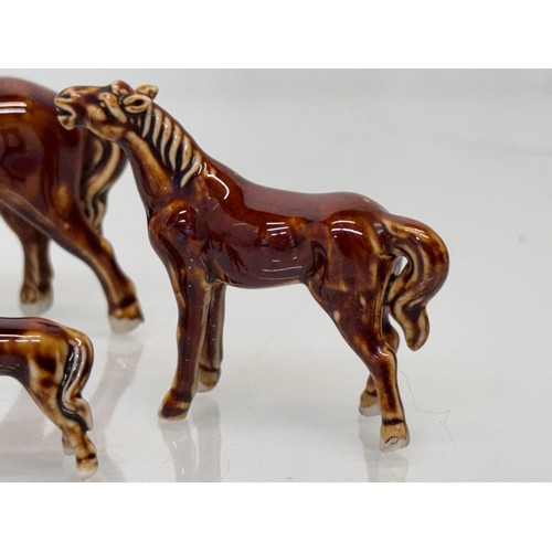 224 - Four Chinese ceramic horses.

This lot is available for in-house shipping.