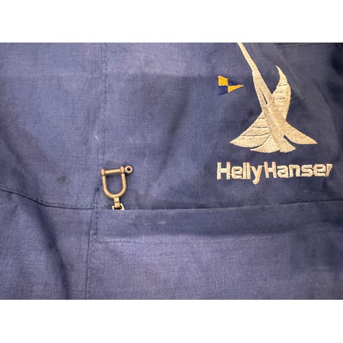 228 - Helly Hansen maritime kit bag. 50 cm  x 50 cm.

This lot is available for in-house shipping.