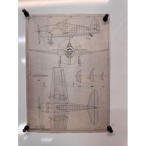 274 - Militaria, WWII aircraft plans on linen, 41 cm x 28.5 cm, Grumman F6 F-3 Hellcat I, 2 plans.

This l... 