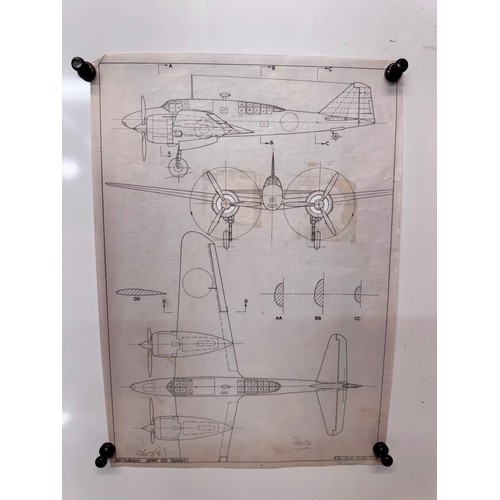 291 - Militaria, WWII aircraft plans on linen, 41 cm x 28.5 cm, Mitsubishi Army OO Dinah.

This lot is ava... 