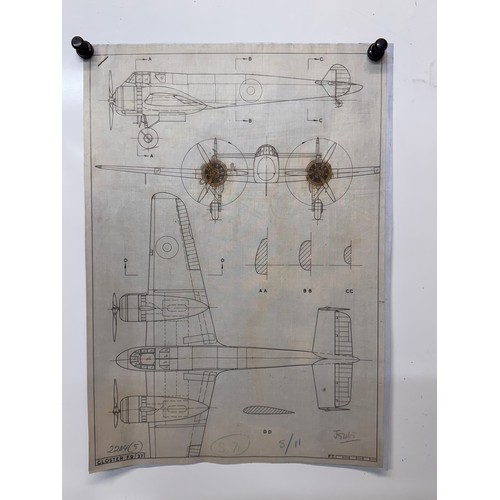 302 - Militaria, WWII aircraft plans on linen, 41 cm x 28.5 cm, Gloster F9 / 37, 2 plans.

This lot is ava... 