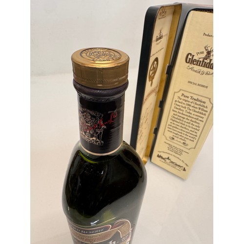 208 - Wines and spirits, Whisky, a Clan Tin boxed 750 ml bottle Glenffidich Special Old Reserve Scotch Whi... 