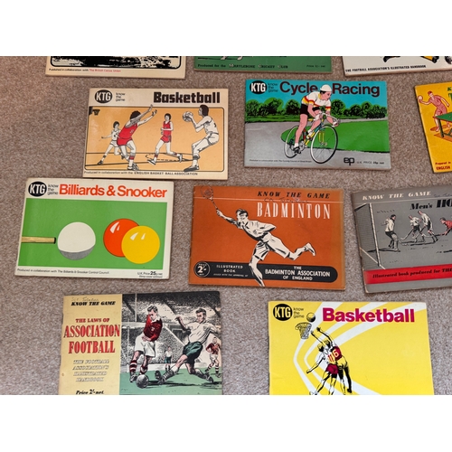 231 - Ephemera, sports, athletics, cricket, football, books, jigsaws, etc. A collection of sporting epheme... 