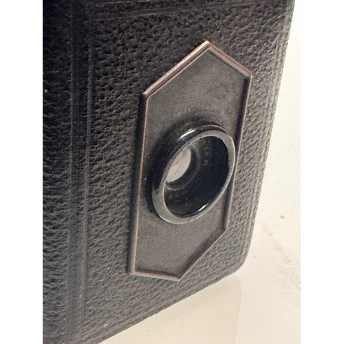 272 - Cameras, a Ziess Ikon Baby Box Camera.

This lot is available for in-house shipping