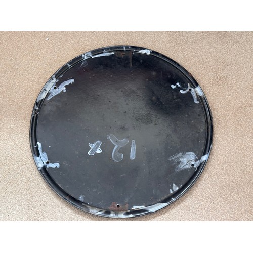 294 - Enamel shop advertising sign Players Please.

This lot is available for in-house shipping