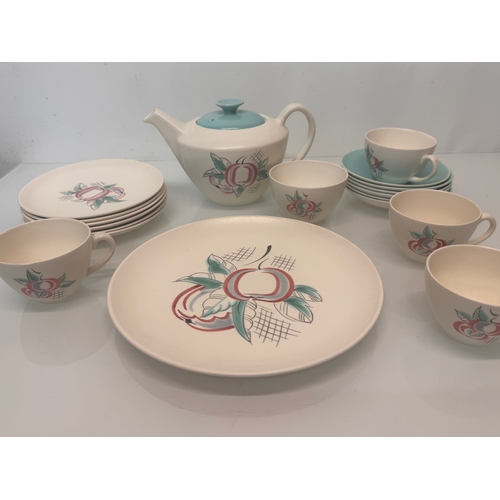 335 - Poole pottery tea wares, mid century designer ceramics in good condition.

This lot is available for... 