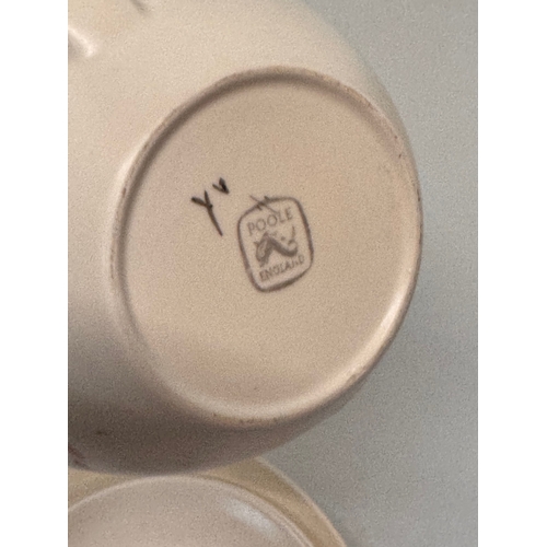 335 - Poole pottery tea wares, mid century designer ceramics in good condition.

This lot is available for... 