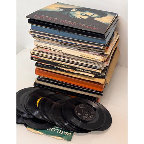 409 - Vintage Vinyl Records, Lp's, 45's Pop, Rock and Roll, Now thats What I call Music compilations and C... 