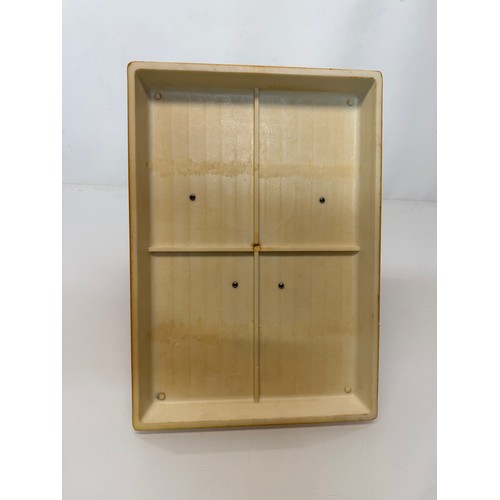 12 - Scientific, medical models, an anatomical sectioned human head.

This lot is available for in-house ... 