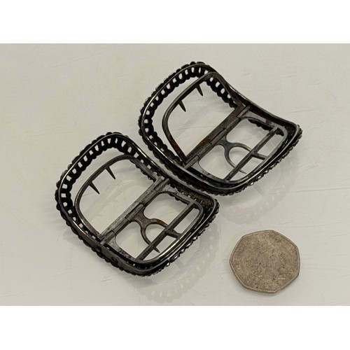 37 - A pair of shoe buckles.

This lot is available for in-house shipping.