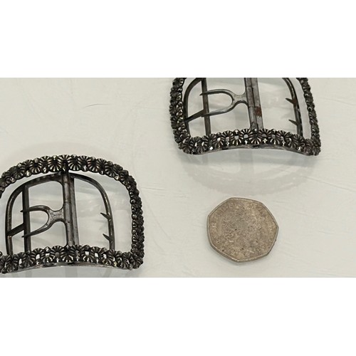 37 - A pair of shoe buckles.

This lot is available for in-house shipping.