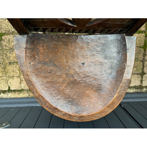 21 - Tribal Art, Ethic furniture, hand decorated hardwood chair by the Oromo People of Etheopia.

This lo... 