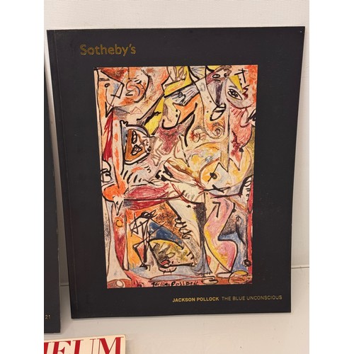 44 - Auction catalogues, modern art, furniture, designers, a collection of high end auction catalogues So... 