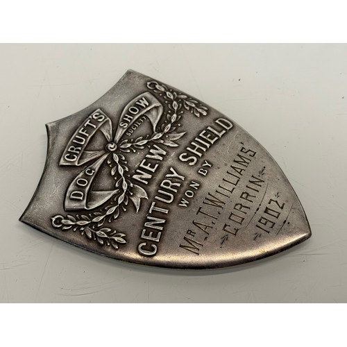 11 - Antique Dog show award, Crufts 1902 The New Century Shield. 10.5 cm x 7.5 cm.

This lot is available... 