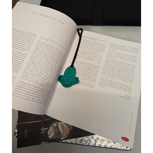 237 - Books, Automobilia, Art, a collection of stunning books relating to Bugatti cars, Bugatti Magnum lim... 