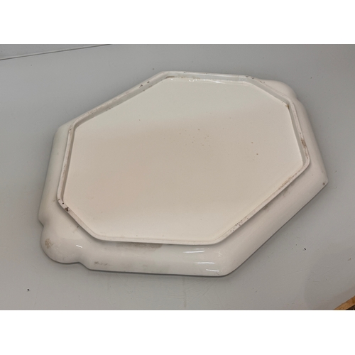 488 - English C20th century ceramics, a large meat platter with a delicate floral design and gilded rim. 4... 