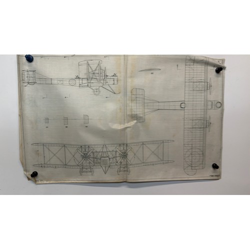 189 - British aviation RAF RFC WWI & WWII planes, Vintage aircraft plans on linen of a Vickers Vimy, 60cm ... 