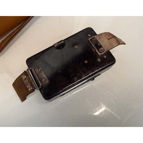 Militaria, electronics, hi fi, a Murphy portable transistor radio and a ...