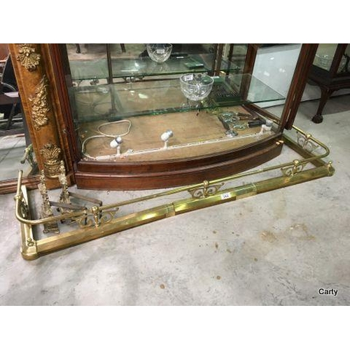 394 - Brass Extendable Fire Fender - 150cm - 180cm