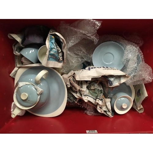 65 - Blue & white Dinner Service