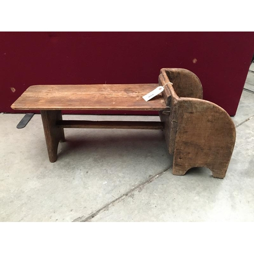 59 - Old Pine Child Seat & Table