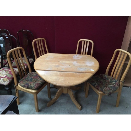 386 - Modern Kitchen  Table & 4 Chairs