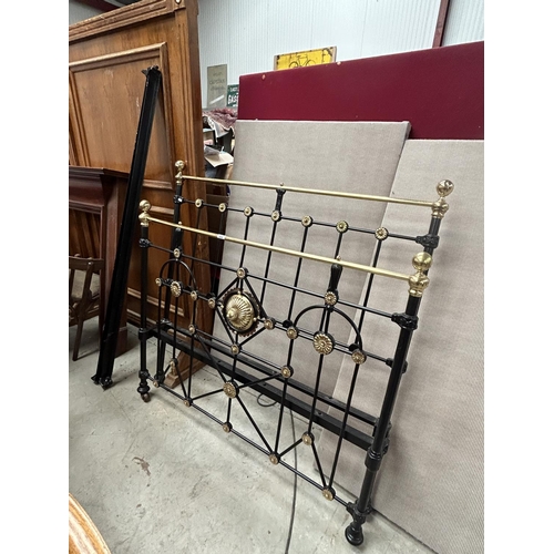 Vict Brass & Iron Bed