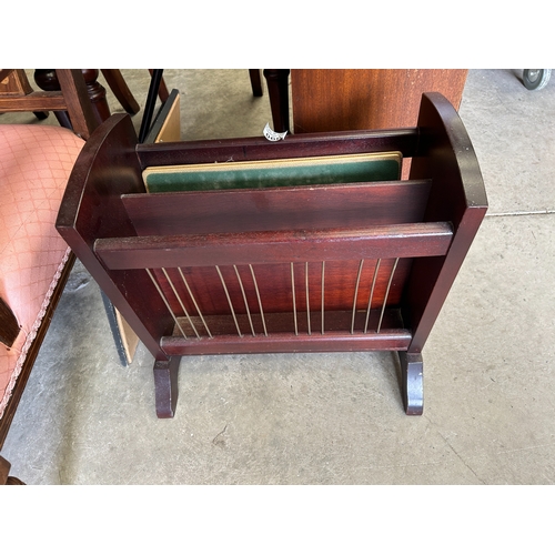 60 - Magazine Holder