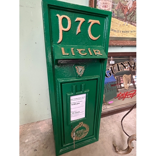 8 - Irish P&T Post Box Green /Litir