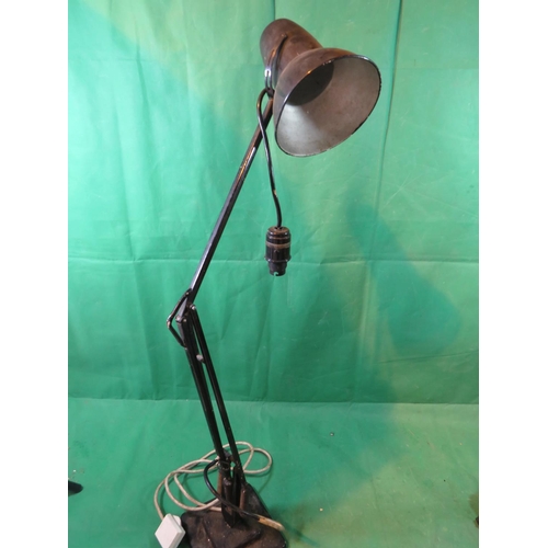 471 - BLACK VINTAGE ANGLEPOISE STYLE LAMP