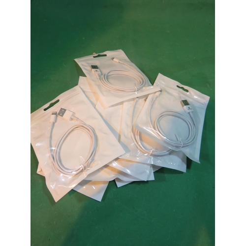 522 - TEN IPAD COMPATIBLE CHARGING LEADS