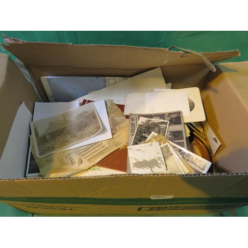 523 - A BOX OF PHOTOGRAPHS AND OTHER EPHEMERA