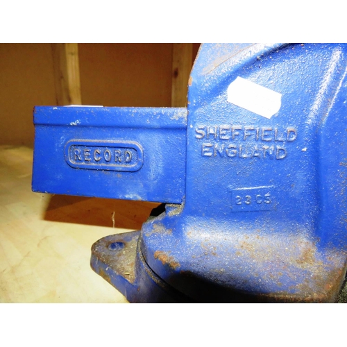 24 - A 'RECORD' - BENCH VICE
