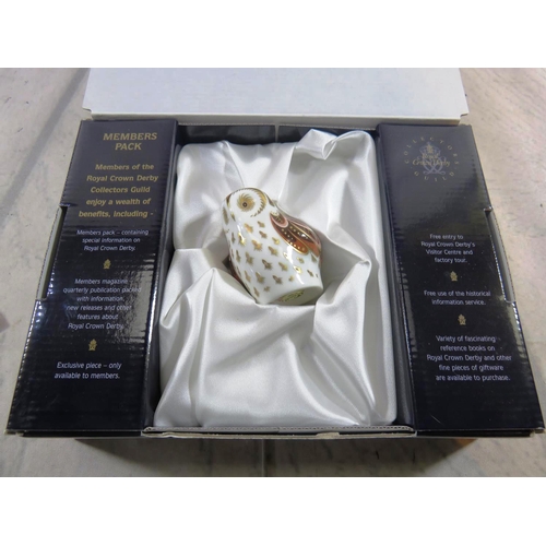 255 - ROYAL CROWN DERBY - OWL PAPERWEIGHT