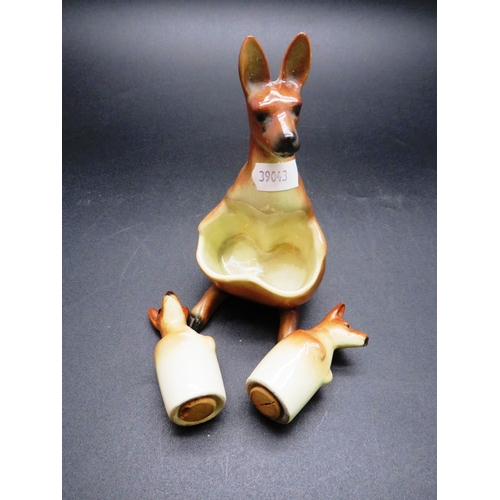 366 - VINTAGE KANGAROO AND JOEY - CRUET SET