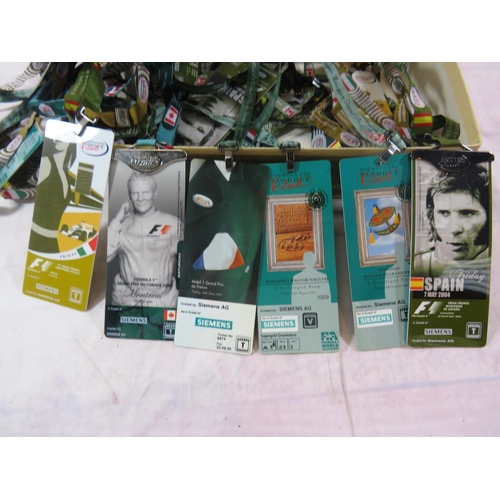 413 - MIXED LOT OF FORMULA ONE GRAND PRIX RACE PASSES