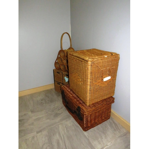 58 - A SELECTION OF WICKER ITEMS, BASKETS, DRAWERS AND WINE RACK