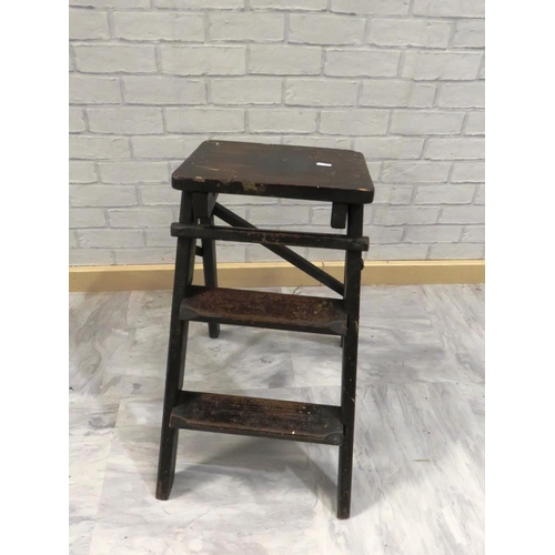 119 - ANTIQUE SMALL STEP LADDERS