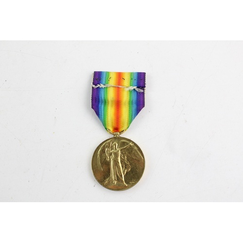 144 - WW1 Officers VICTORY Medal w/ Original Ribbon & Oakleafs Named
