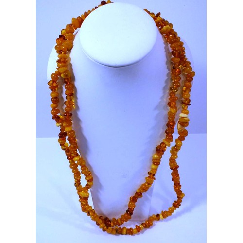 161 - VINTAGE NATURAL AUTHENTIC, BUTTERSCOTCH EGG YOLK AMBER BEAD NECKLACE 52