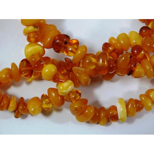 161 - VINTAGE NATURAL AUTHENTIC, BUTTERSCOTCH EGG YOLK AMBER BEAD NECKLACE 52