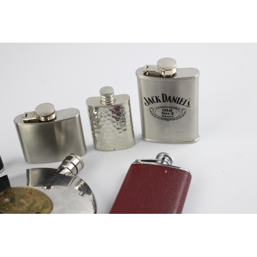 86 - 6 x Vintage BREWERIANA HIPFLASKS Inc. Grants of Dalvey Circular, Leather Etc