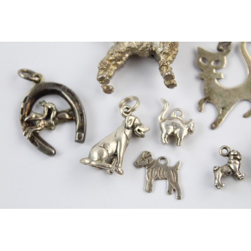 69 - 10 x Vintage Mixed Grades of Silver ANIMAL CHARMS inc. Dogs, Cats, Duck (39g)