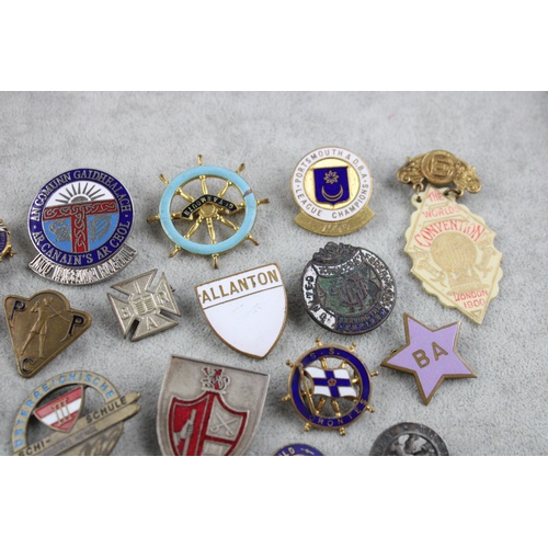 120 - 25 x Assorted Vintage BADGES Inc Enamel, Awards, Commemorative Etc