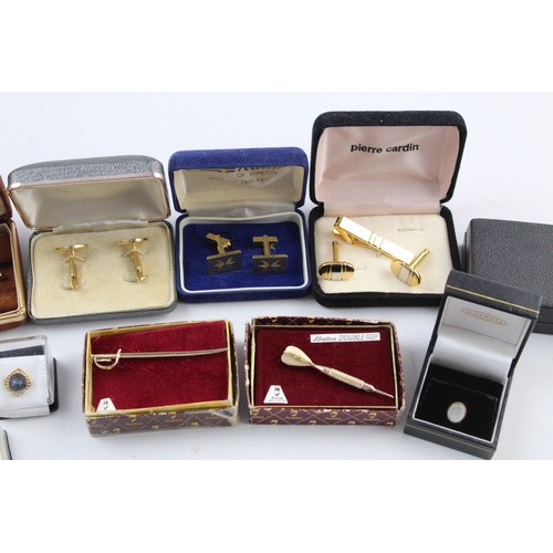 85 - 15 x Vintage & Retro BOXED Cufflinks inc. Tie Pins, Gold Tone, Rhinestone