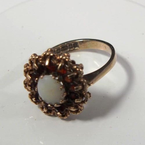 246 - ANTIQUE 9CT GOLD, OPAL AND GARNETS RING, SIZE , WEIGHT 2.9G