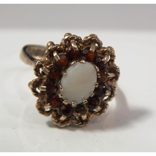 246 - ANTIQUE 9CT GOLD, OPAL AND GARNETS RING, SIZE , WEIGHT 2.9G