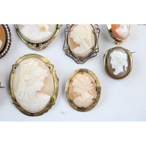 38 - 10 x Vintage & Antique CAMEO BROOCHES inc. Gold Plated, Decorative Frames