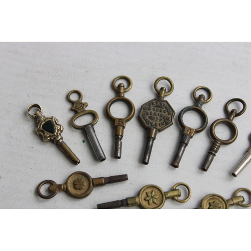 147 - 10 x Antique / Vintage Pocket Watch Keys Various Sizes & Designs Inc Advertising